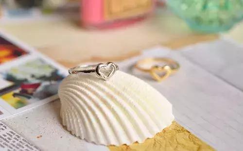 如此有个性的句子，第九句必发朋友圈