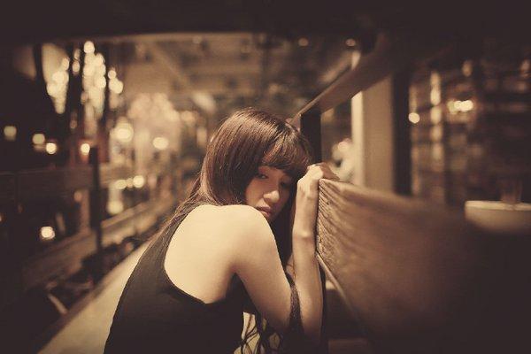 最新版简短伤感的个性说说大全