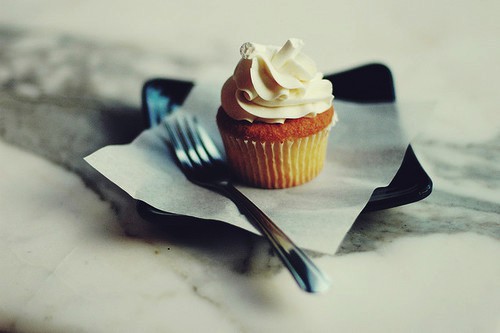 qq个性签名女生，QQ女生个性签名