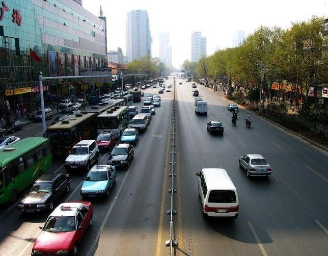 市民们对70周年交通的变化感慨说说_说说70年交通的巨变