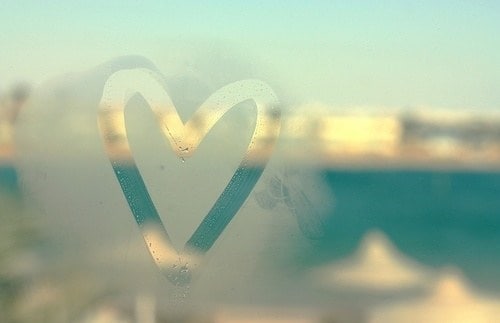 心被针扎一样的说说 很扎心的说说