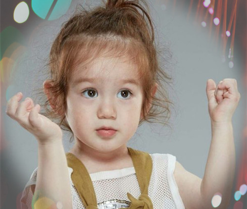 女儿慢些长大的说说