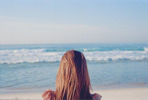 人生感悟：伤害是别人带来的，开心是自己寻找的