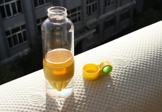 表达伤感心酸的句子 表达伤感心酸的说说