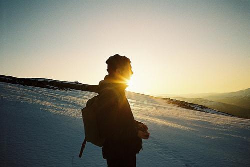 表达一个人孤独伤感的心情句子 表达一个人孤独伤感的说说