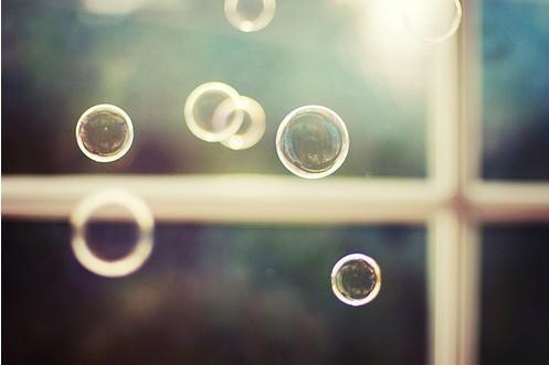 爱一个人伤感的文字句子 爱一个人伤感的说说