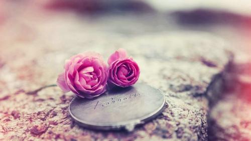 比悲伤更悲伤的语句 比悲伤更悲伤的说说