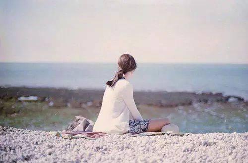 对感情友情失望的句子说说心情