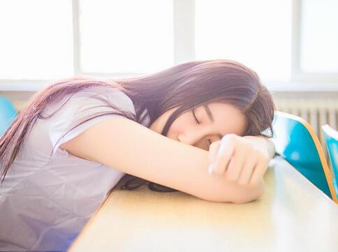 青春与祖国一起闪光演讲稿