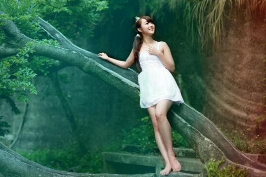 教师我身边的榜样故事演讲稿
